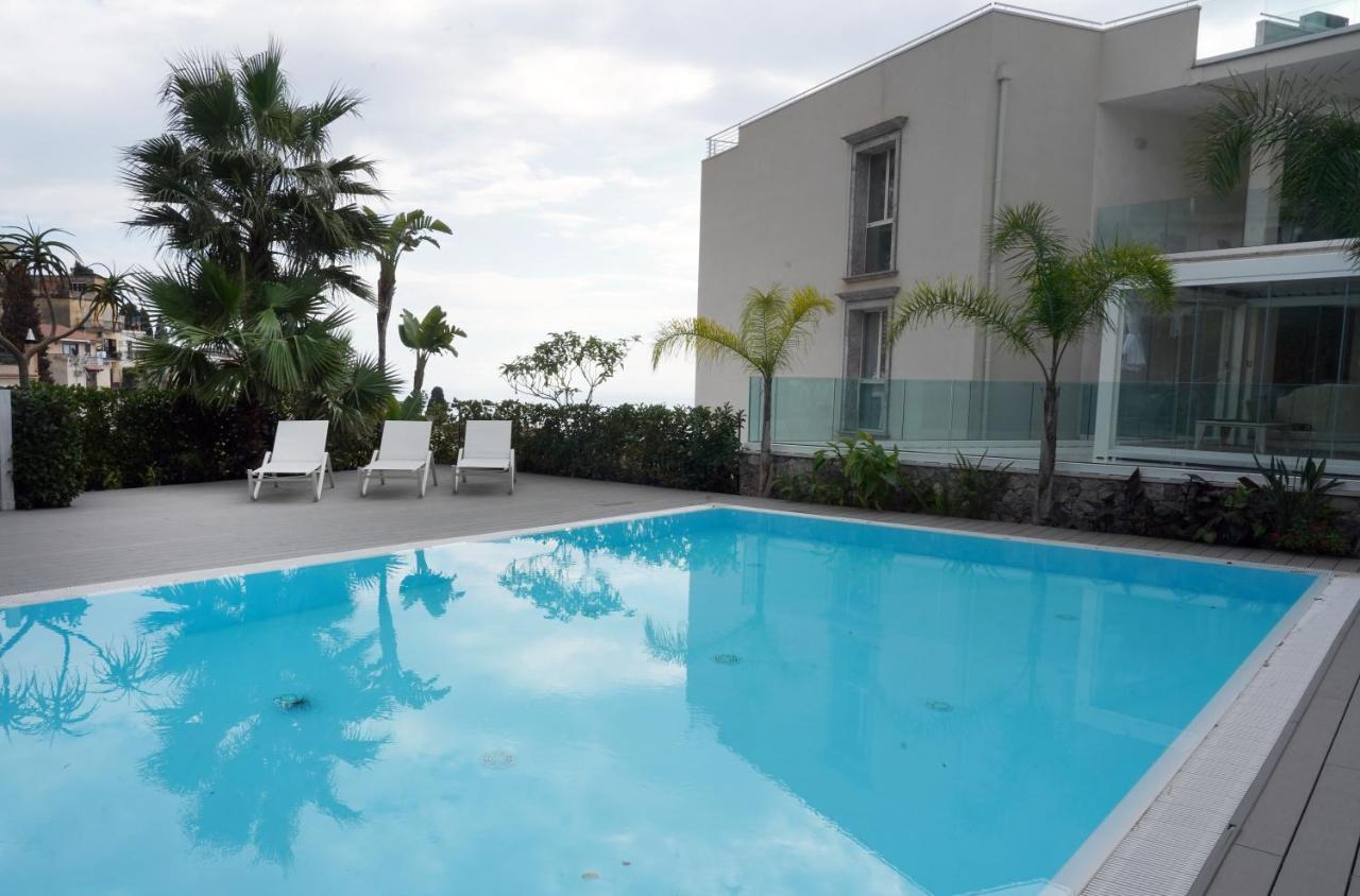 Minerva Luxury Apartment & Tulipan Apartment By Taormina Holidays Exterior foto