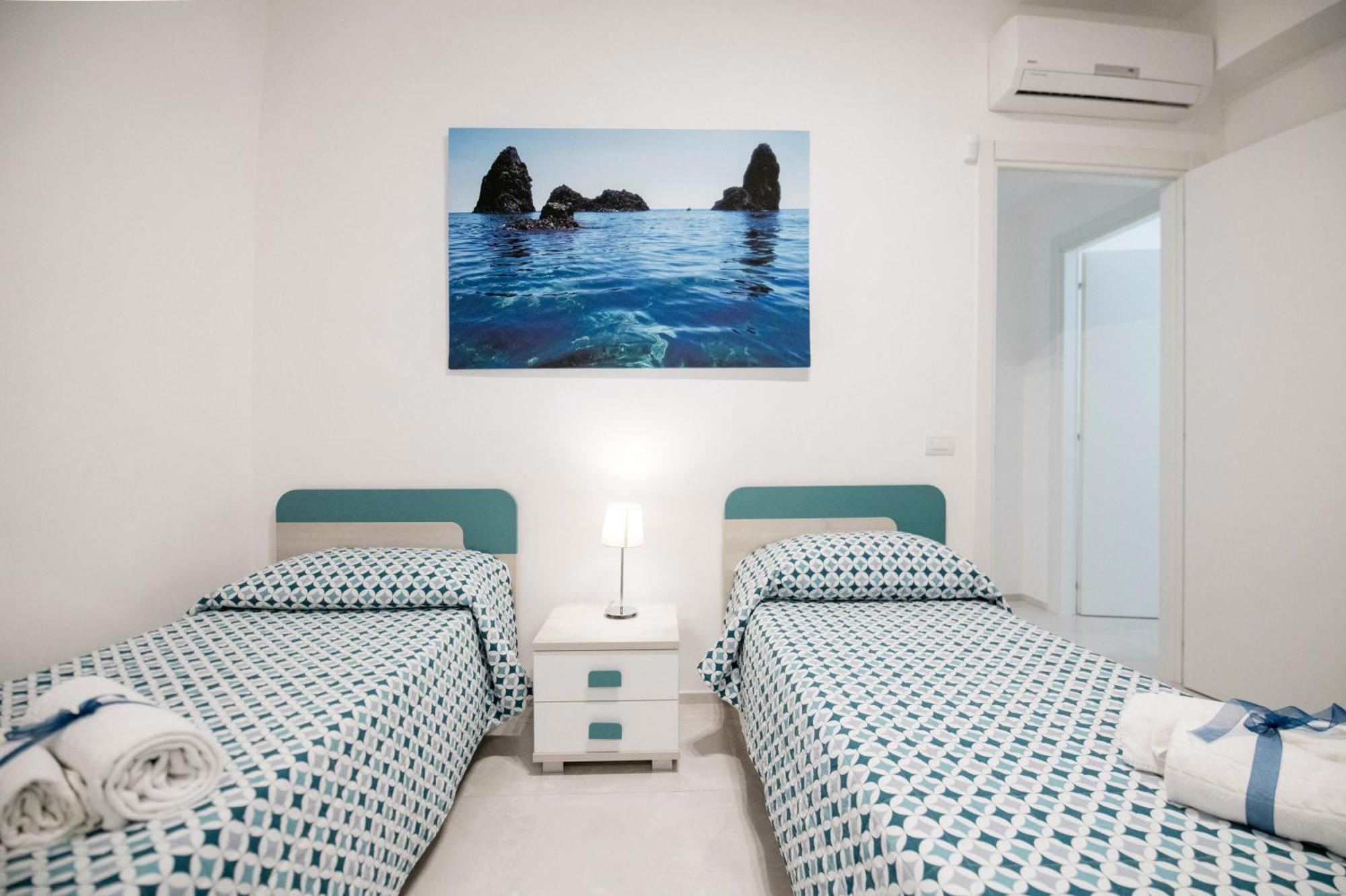 Minerva Luxury Apartment & Tulipan Apartment By Taormina Holidays Exterior foto